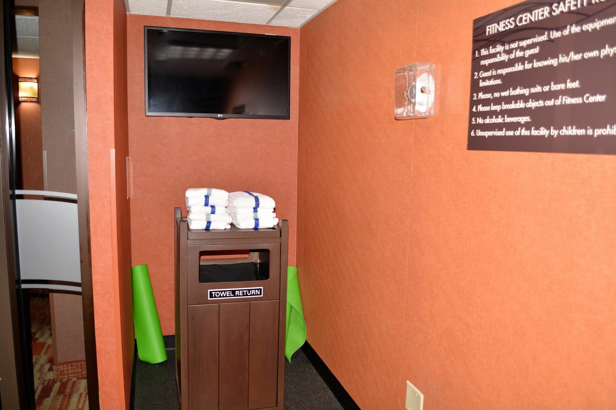 Comfort Inn & Suites Evansville Airport Exterior foto